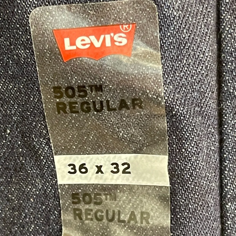 Levi's 505 regular dark wash Blue Relaxed Fit Jeans 36 x 32